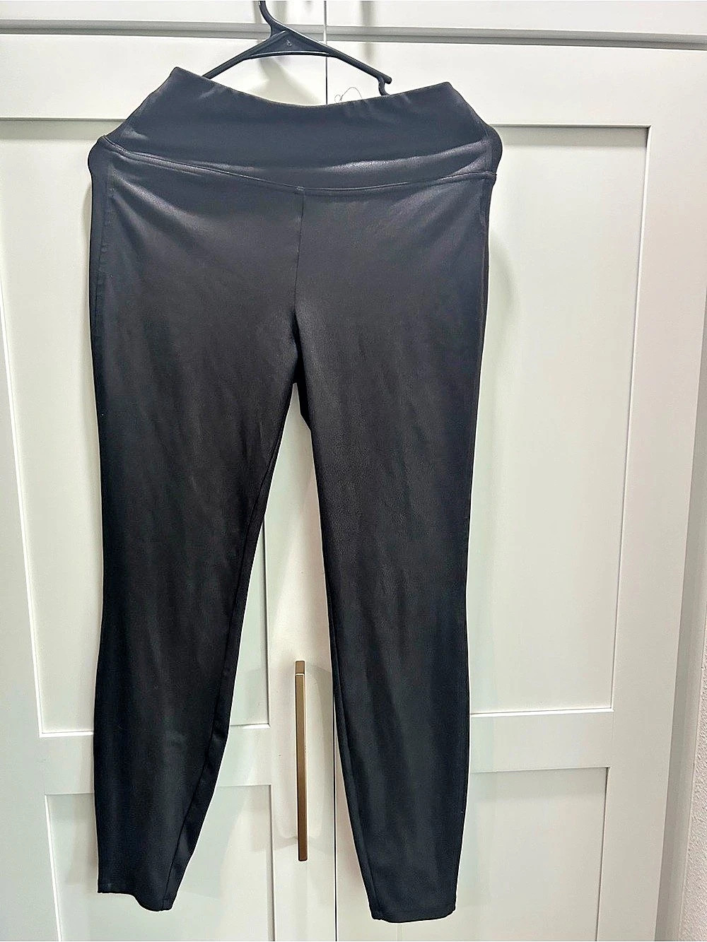 Nine West Black Faux Leather Leggings Size Medium Like New
